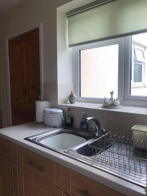 No 96 Chapel Lane - Self Contained Cottage In The Heart Of Butleigh Екстериор снимка