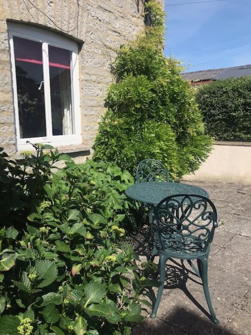 No 96 Chapel Lane - Self Contained Cottage In The Heart Of Butleigh Екстериор снимка