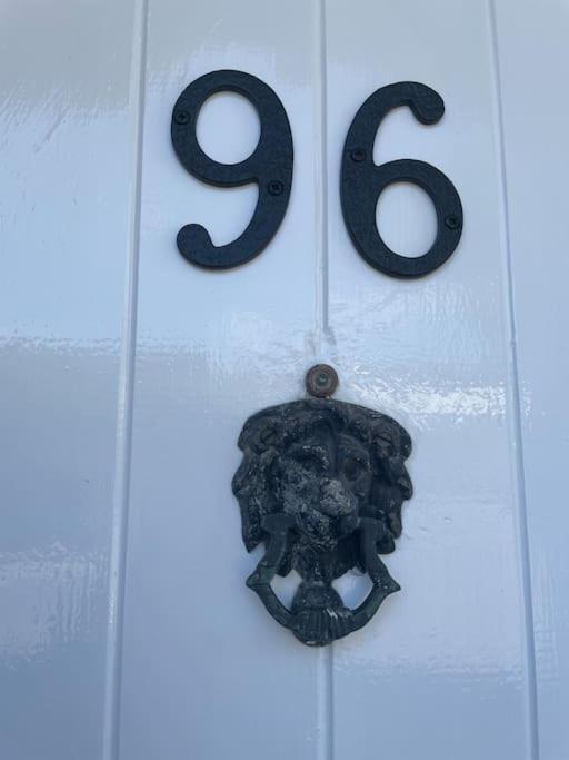 No 96 Chapel Lane - Self Contained Cottage In The Heart Of Butleigh Екстериор снимка