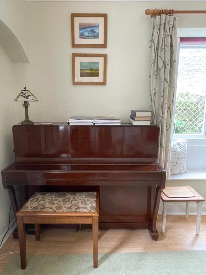 No 96 Chapel Lane - Self Contained Cottage In The Heart Of Butleigh Екстериор снимка